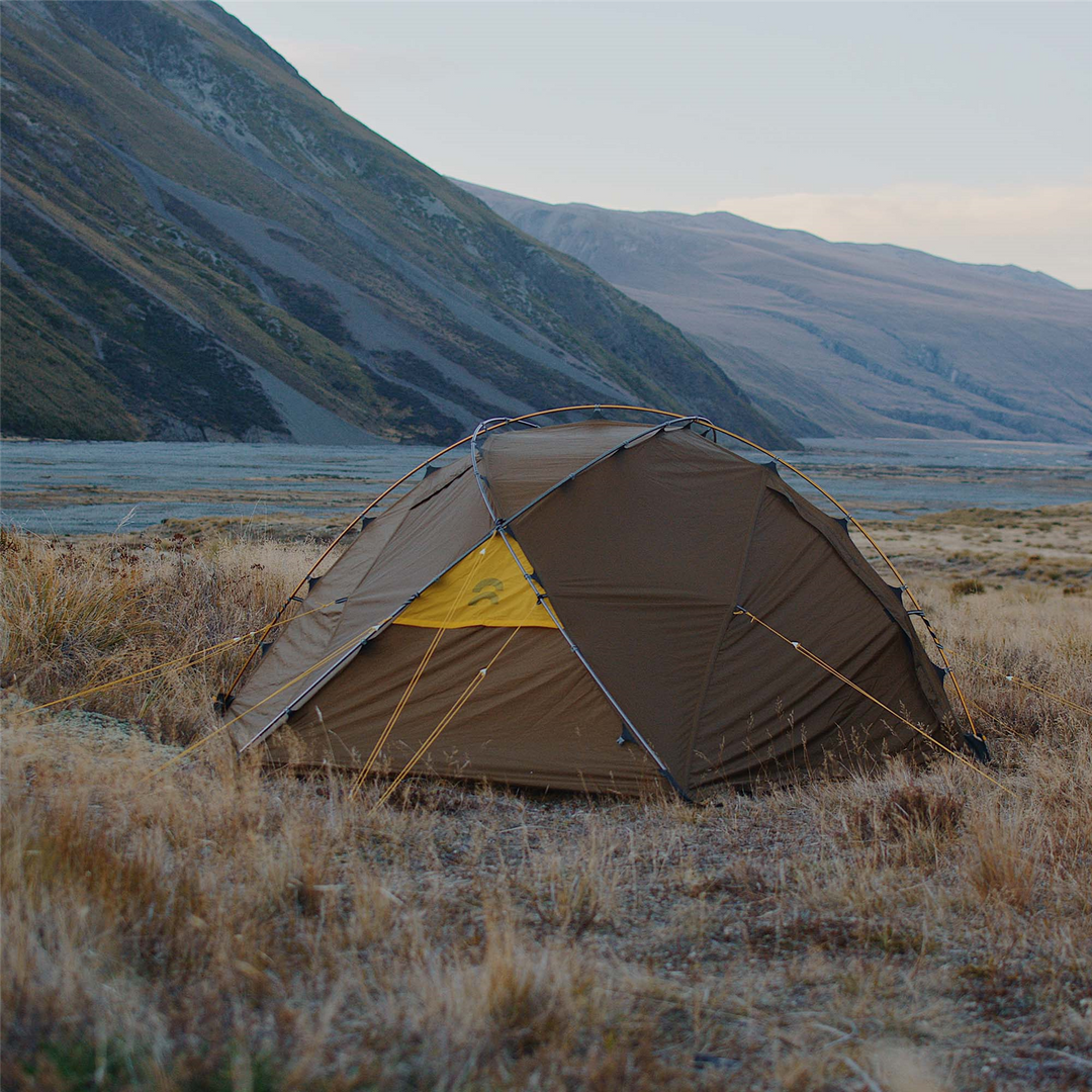 semi geodesic tent Orson Alpha 2 | 4 Season Semi Geodesic Alpine Tent